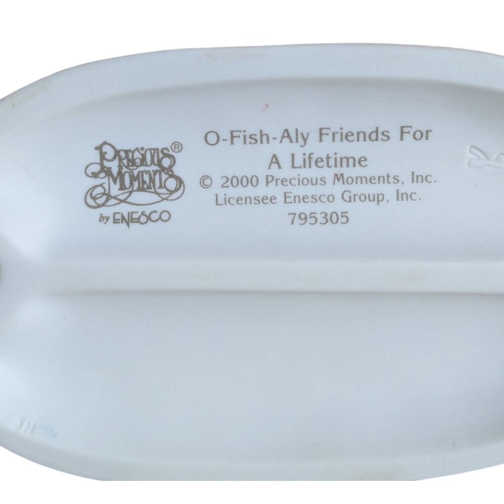 Precious Moments Figurine O-Fish-Aly Friends For A Lifetime By Enesco - Picture 3 of 12